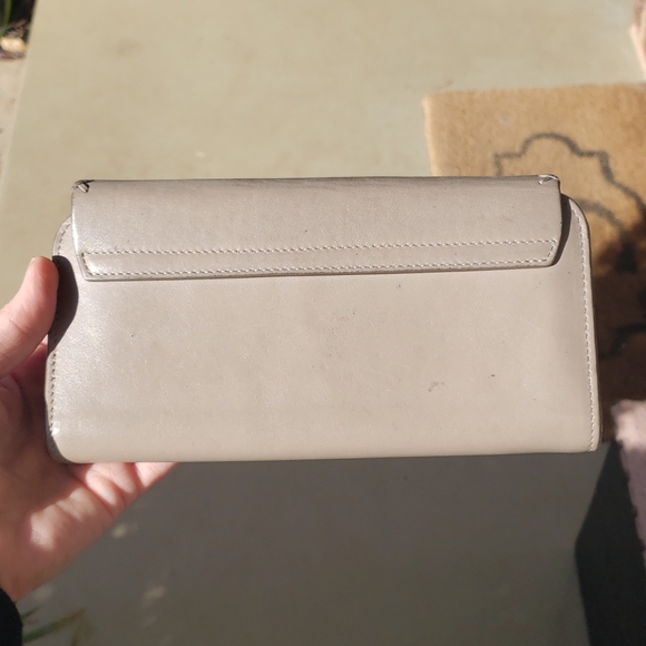 💞Neutral Chloe Long Wallet💞 - Picture 11 of 12